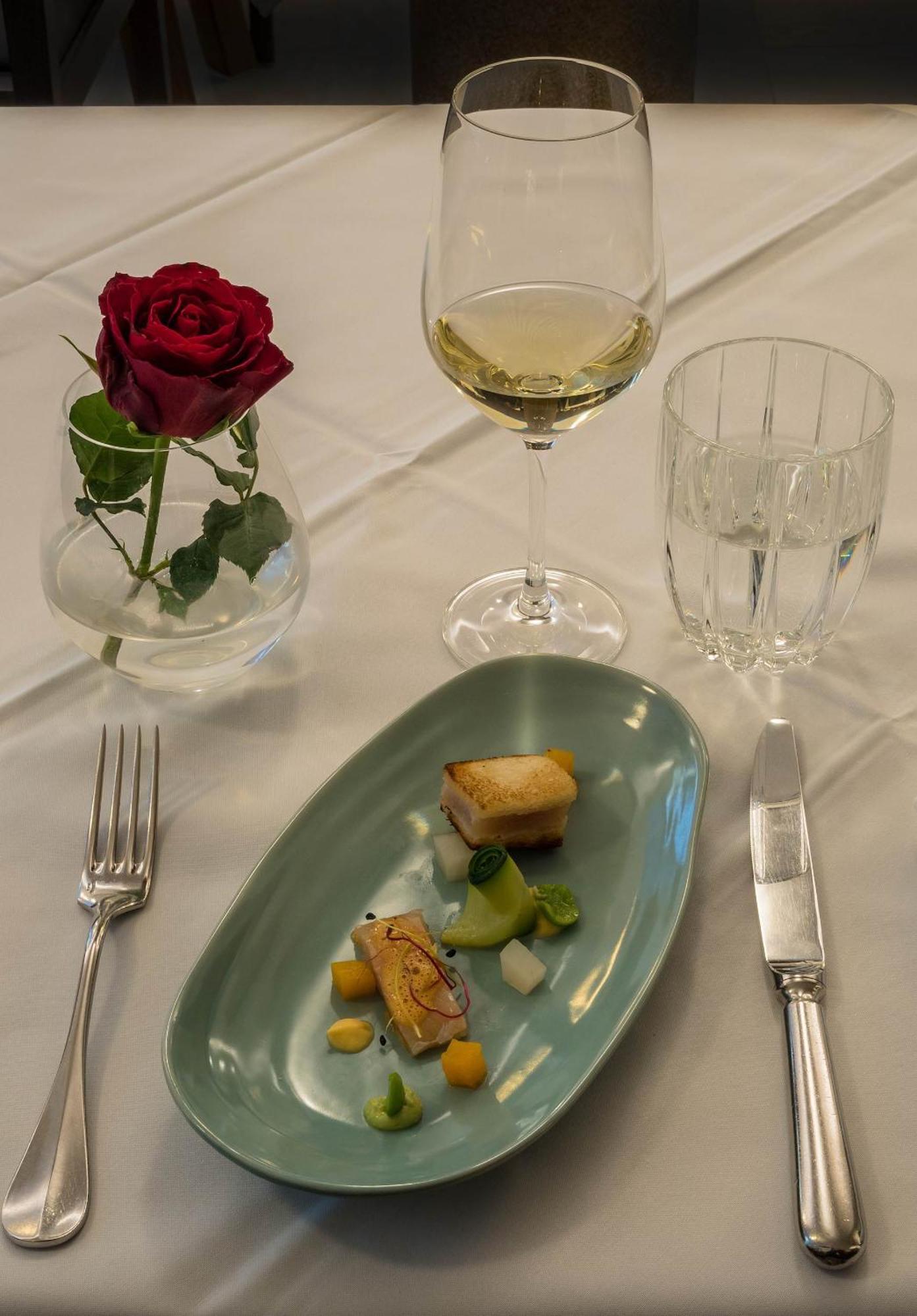Goettfried - Essen Trinken Schlafen Hotel Linz Buitenkant foto
