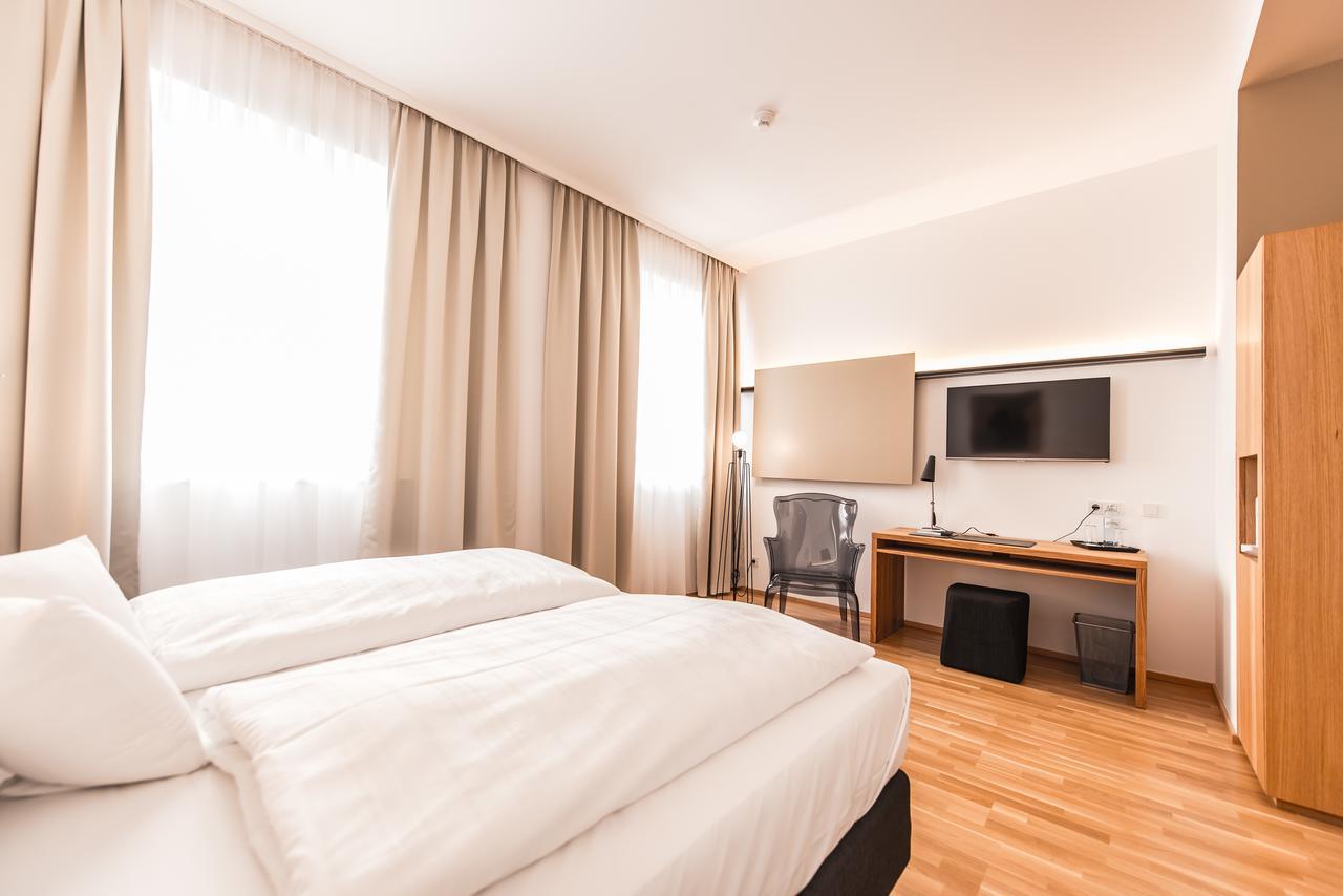 Goettfried - Essen Trinken Schlafen Hotel Linz Buitenkant foto
