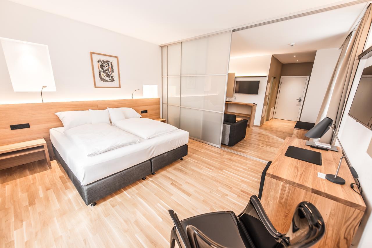 Goettfried - Essen Trinken Schlafen Hotel Linz Buitenkant foto